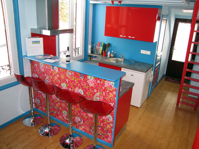 De keuken van het gerenoveerde appartement