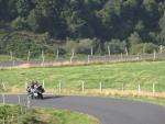 Motorrijder op Col de la Croix Saint Robert