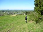 Descente vers La Tour d'Auvergne